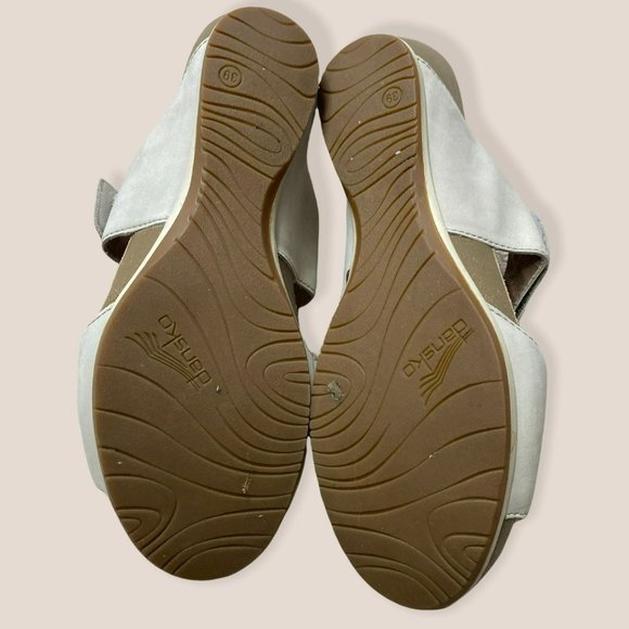 Dansko Slip On Wedge Sandals Size 39 - Picture 5 of 5
